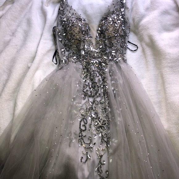 Prom Dress - Picture 4 of 6